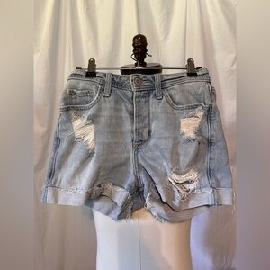 Hollister High Rise 4 Button Distressed Denim Shorts. SZ 0/24. Cuffed Hem 3”